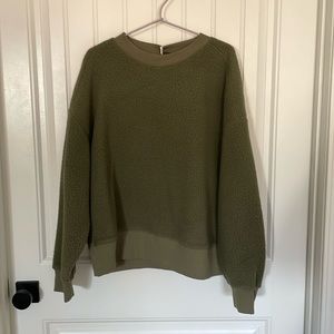 Everlane Olive Green Crew Neck Sweater
